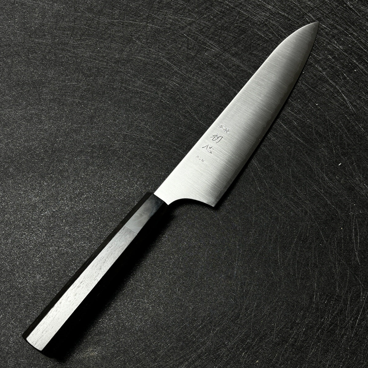 japan-origin  Hatsukokoro chef knife 210/240mm gyutoknife  stainless steel clad with super blue steel   sujihiki Bunka  knife