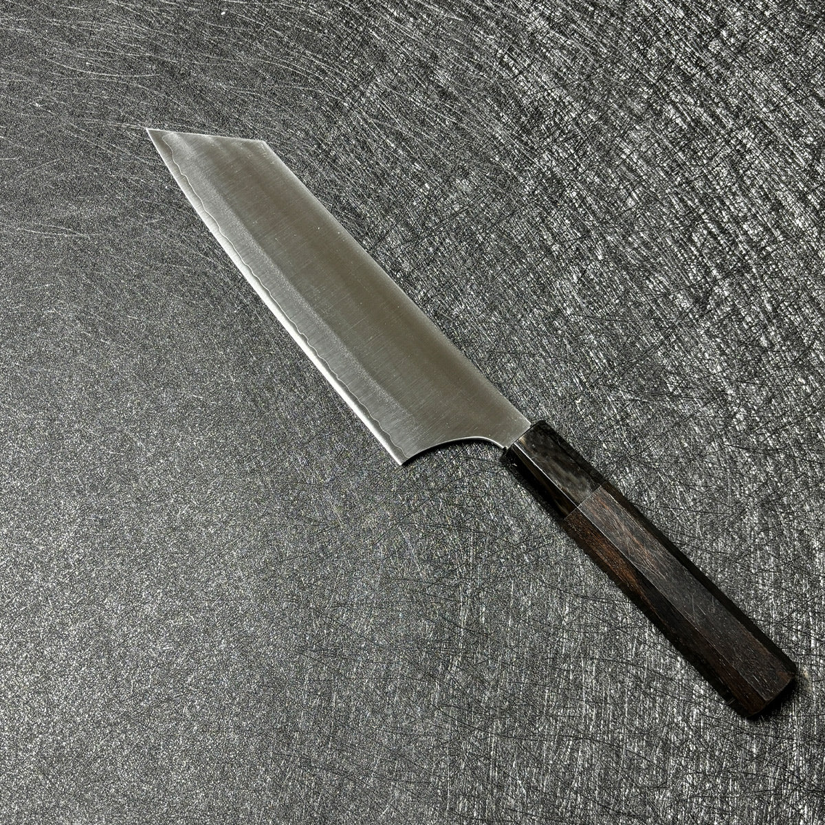 japan-origin  Hatsukokoro chef knife 210/240mm gyutoknife  stainless steel clad with super blue steel   sujihiki Bunka  knife