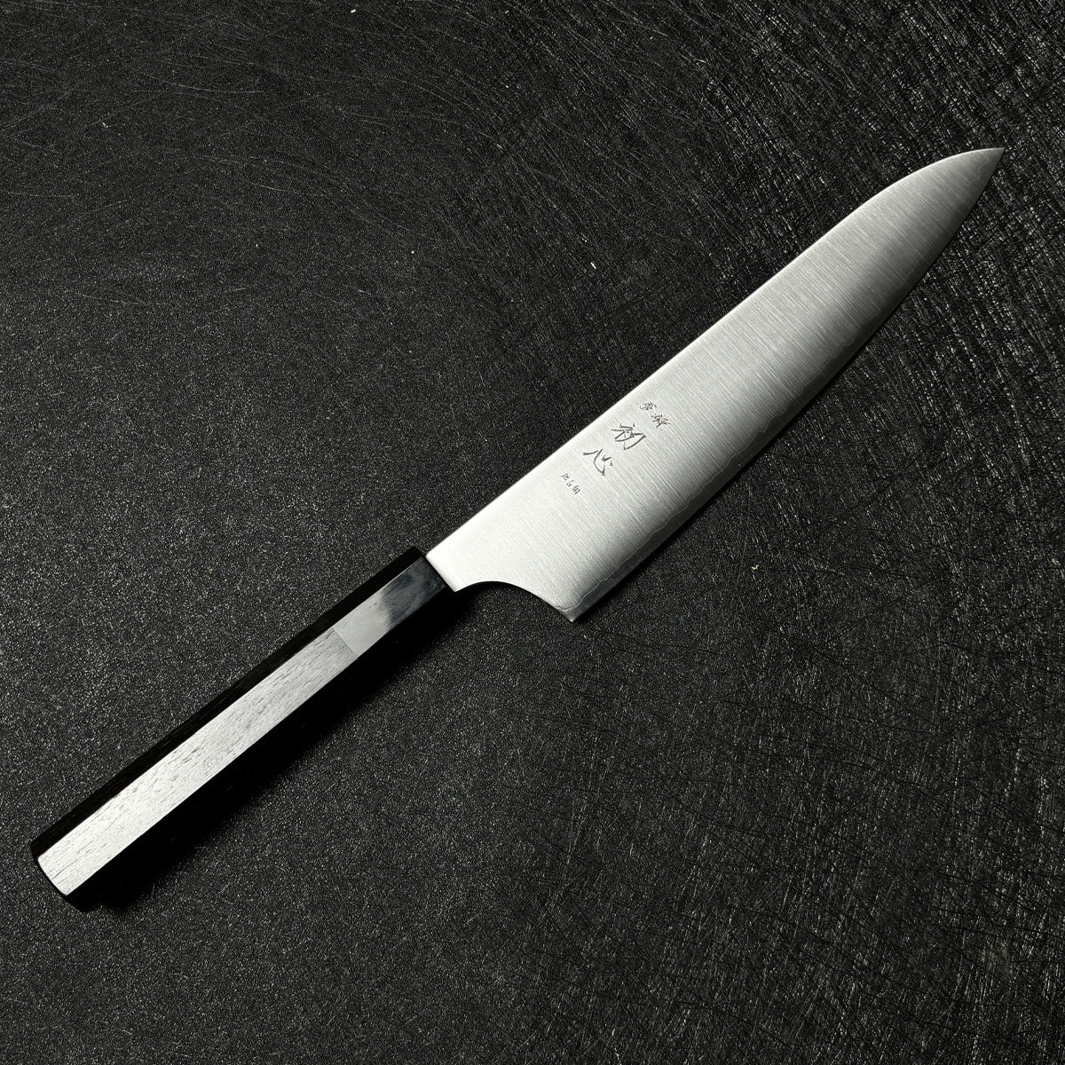japan-origin  Hatsukokoro chef knife 210/240mm gyutoknife  stainless steel clad with super blue steel   sujihiki Bunka  knife
